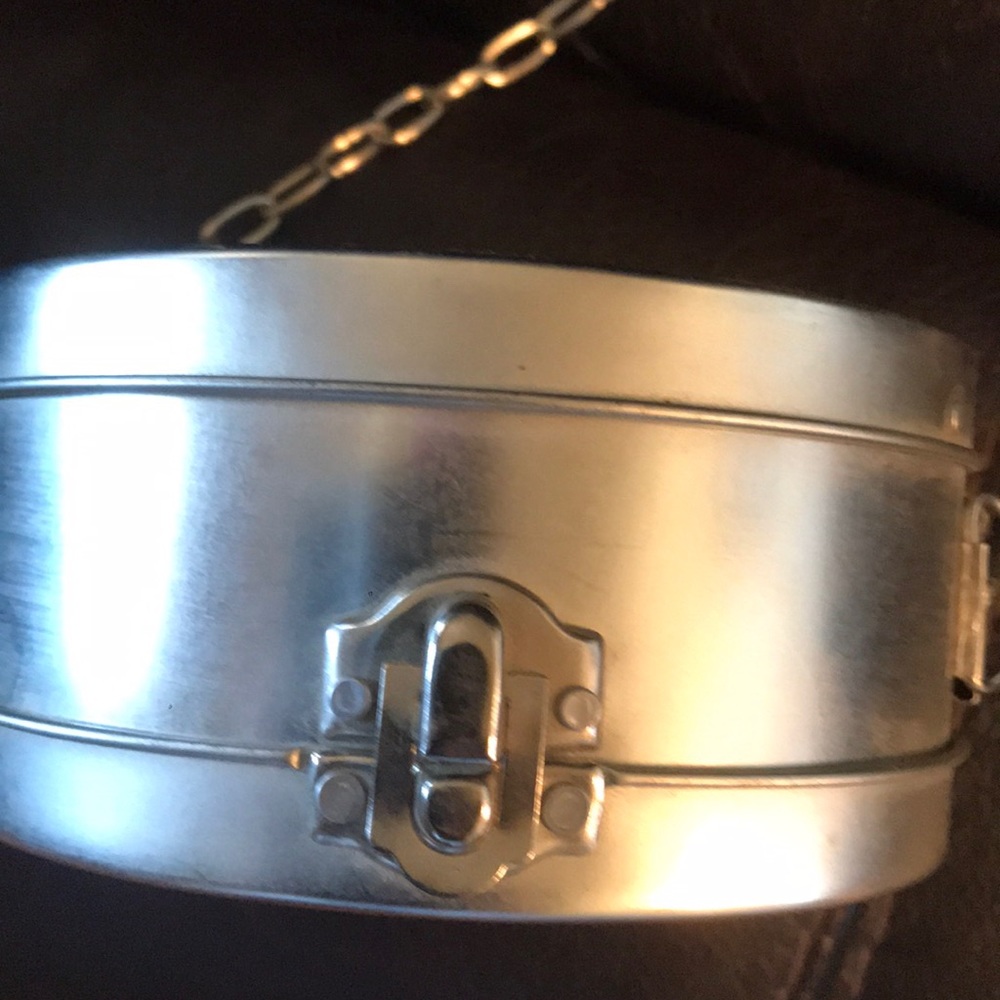 Metal vintage Harley Davidson purse - Picture 3 of 4
